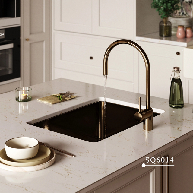 Carrara Gold Engineered Quartz Stone Slab with Gold Veins for Countertops and Worktops